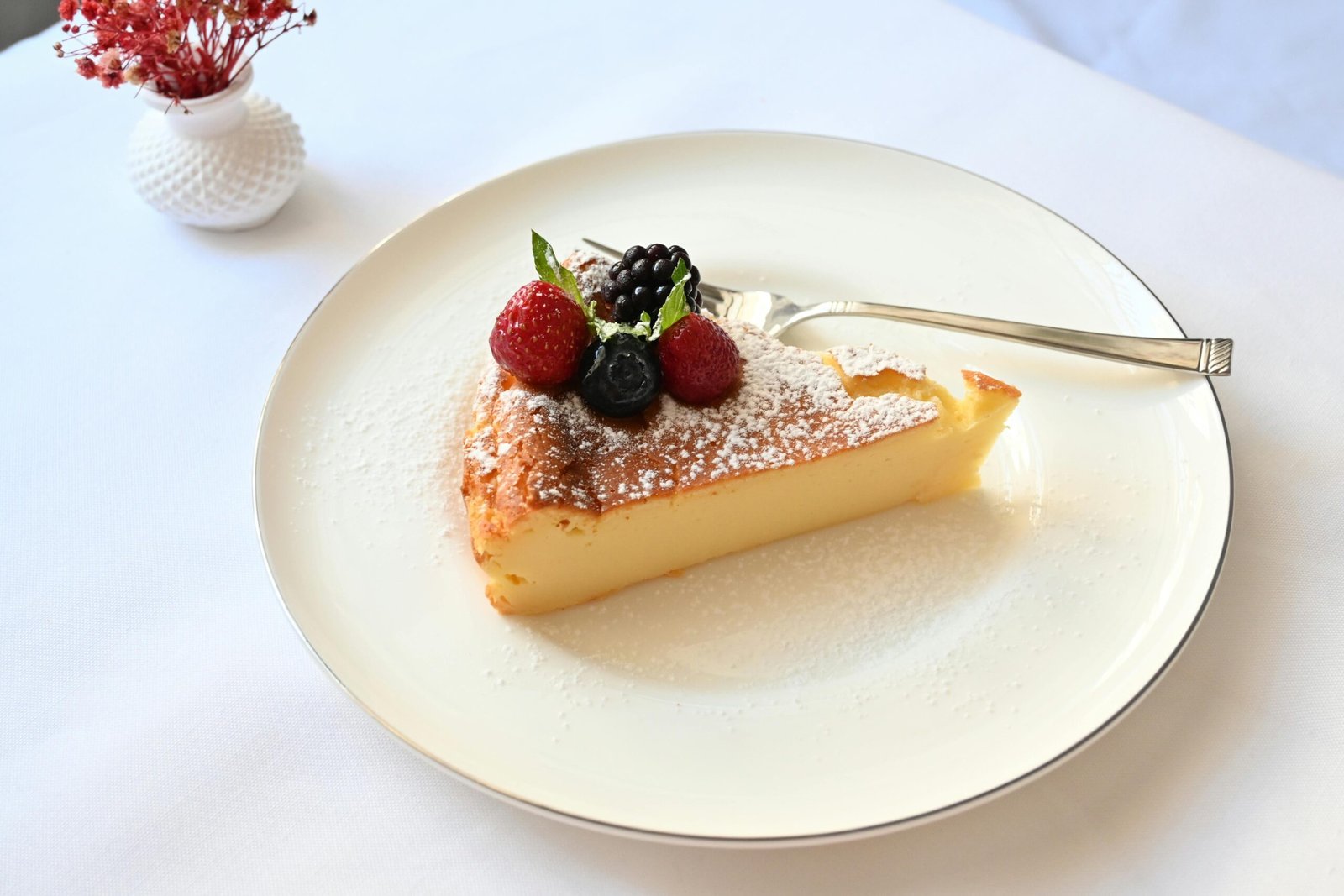 vanilla custard magic cake